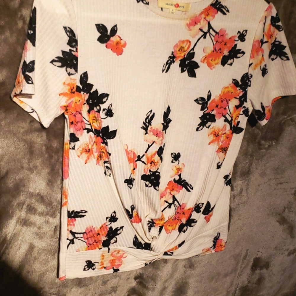 Women's floral toP